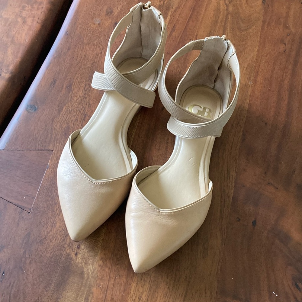 Gianni Bini Flats